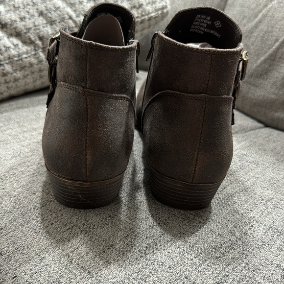 NWOT Sugar-Women's Tikki Brown Cowboy Ankle Bootie - Picture 4 of 10